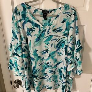 NWT Catherine’s Black Label Plus Women's Teal and White Floral Blouse 1X